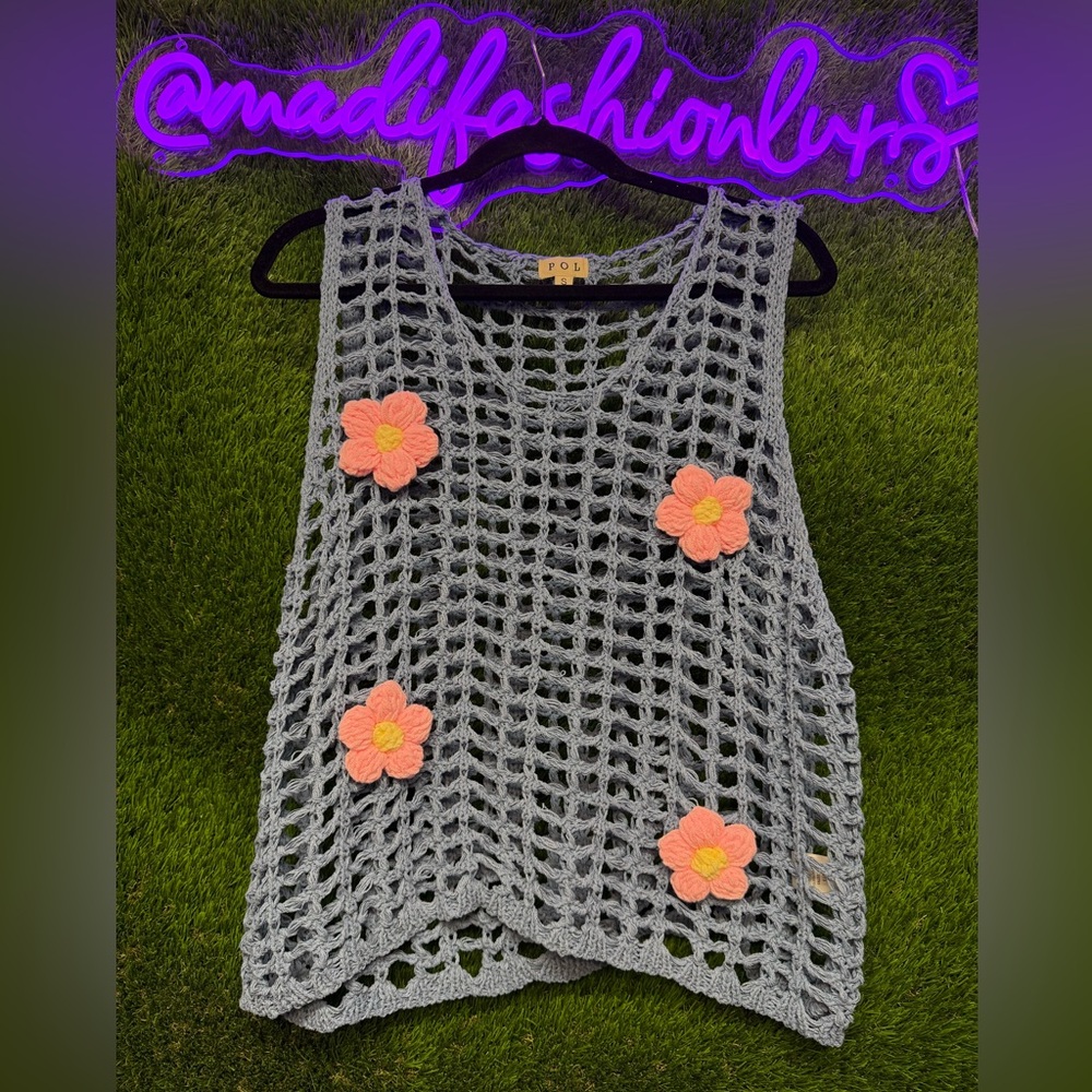 POL Gray Crochet Top with Pink and Orange Flowers